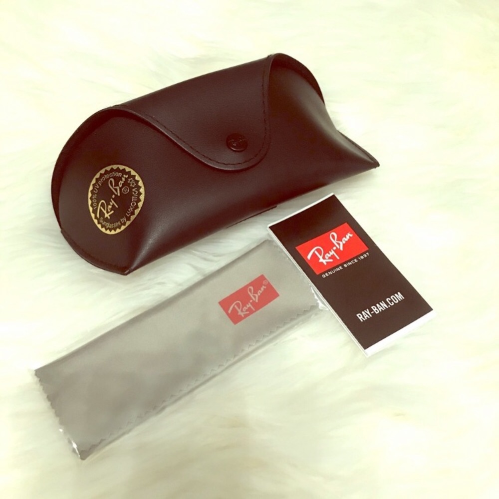 NWOT Ray-Ban case